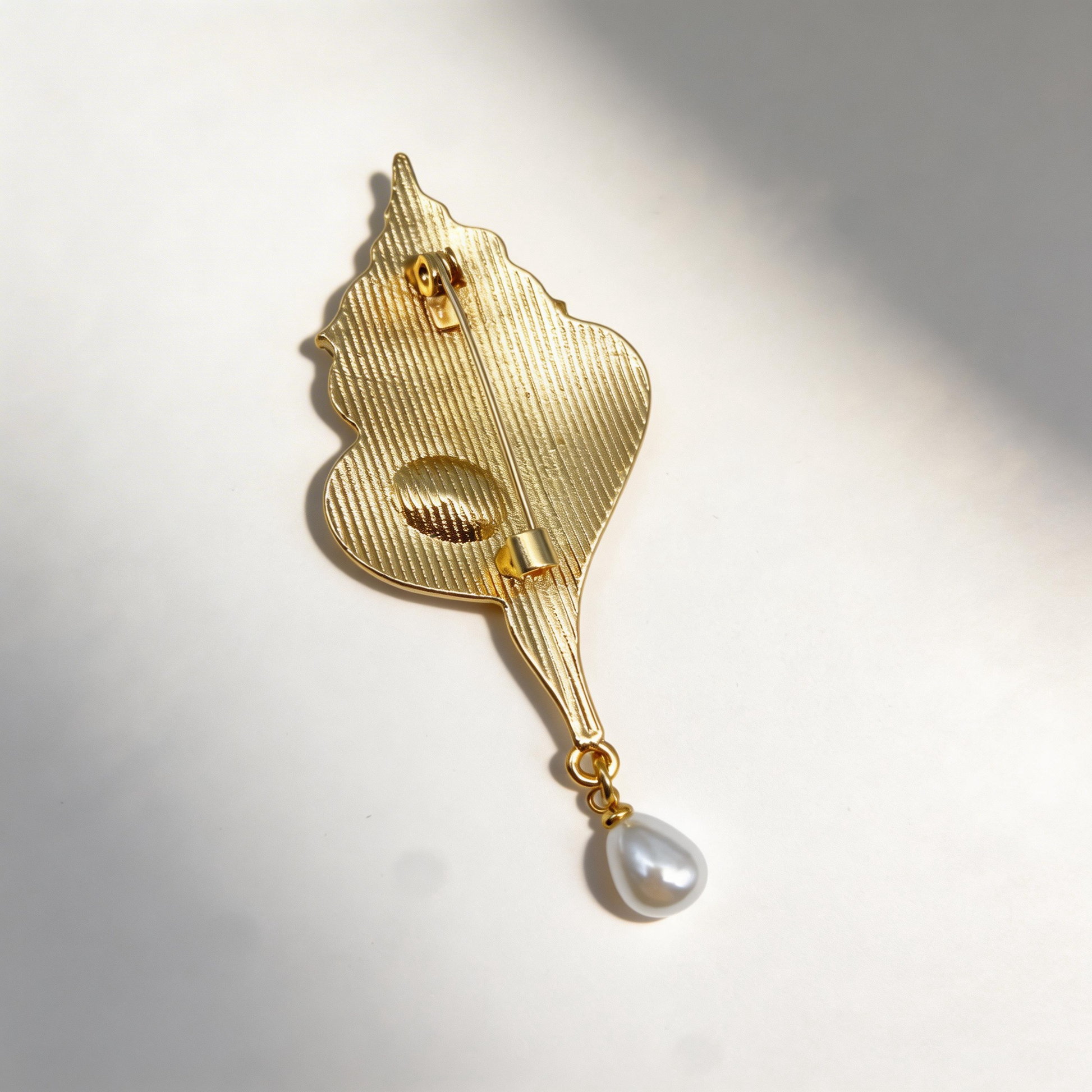 Conch Shell - Mother-of-Pearl Brooch Pin - Handcrafted Mother-of-Pearl Brooch by TapaCraft